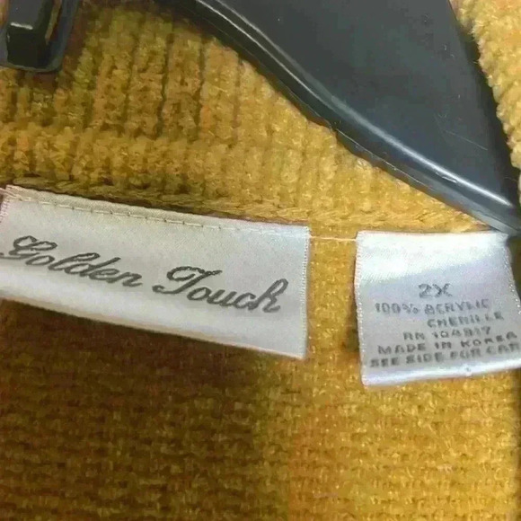 Golden touch  soft ,Granny core , Cottage core women’s sweater. - Picture 2 of 6